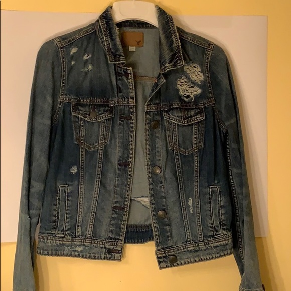 American Eagle Outfitters Jackets & Blazers - DISTRESSED AMERICAN EAGLE Outfitters Jacket!